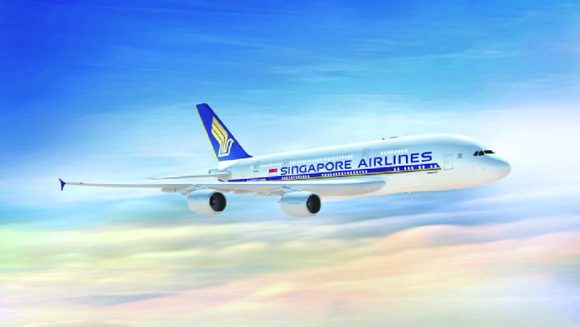 【海外】快適さ、広さ、静けさの頂点へ｜シンガポール航空ファーストクラスで優雅な旅を