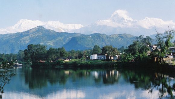 ヒマラヤ絶景展望台めぐりとチトワン国立公園 ネパール 8日間