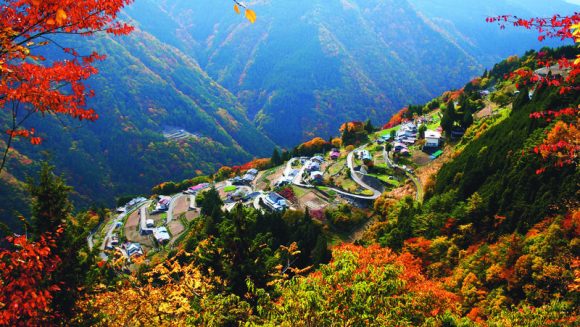 日本の奥へ。「下栗の里」と天龍峡の紅葉 3日間