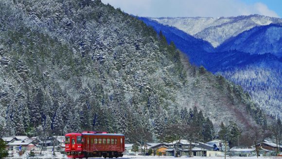 観光列車「ながら」貸し切り乗車と「加能ガニ」を味わう 3日間