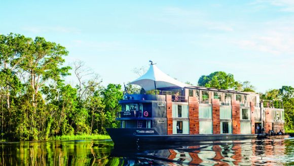 秘境の地へ。「アリア・アマゾン」で旅する アマゾンクルーズ ９日間