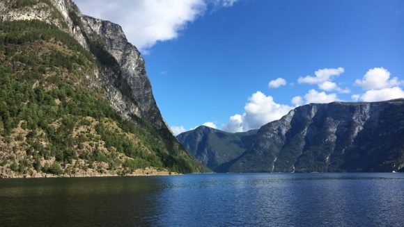 北欧４カ国周遊  フィヨルドと古き街並みを訪ねる １１日間