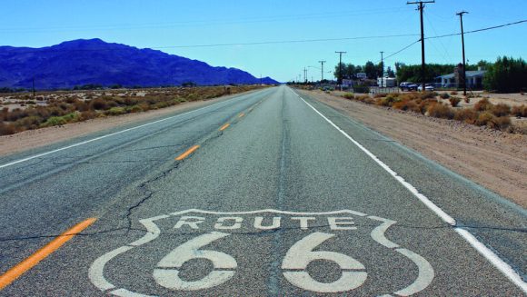 アメリカのマザーロード「ルート６６」　１００ 周年特別企画 １３ 日間