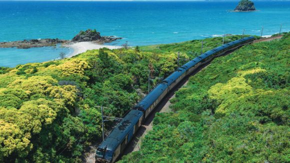 神話の世界・いにしえの九州へ 「ななつ星 in 九州」５日間