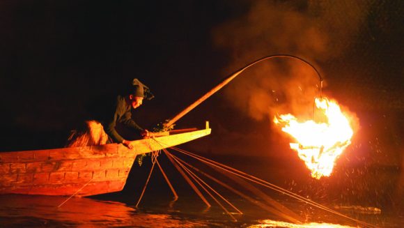 奥長良川 鵜匠の家でいただく鮎会席と小瀬鵜飼 ３日間