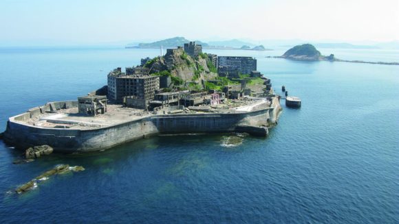 世界文化遺産 端島炭坑「軍艦島」上陸クルーズ ３日間