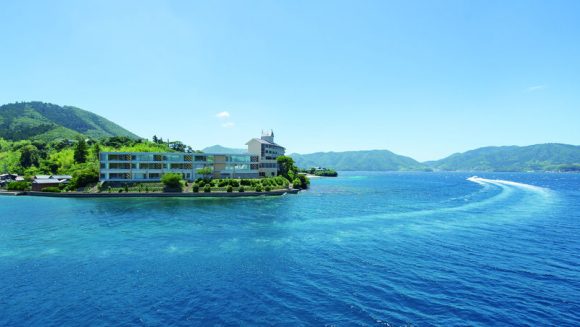 ダイナミックな自然美と太古からの歴史が薫る 隠岐島 ４日間