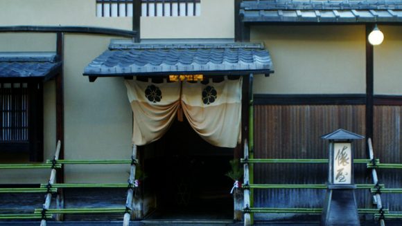 「俵屋旅館」と「ザ・リッツ・カールトン京都」で過ごす ３日間
