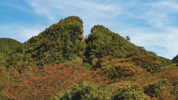 島が色づく秋の佐渡 ３日間