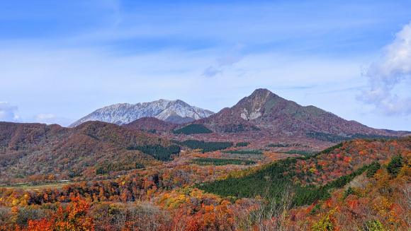 秋の大山・大神山神社奥宮と、幻の千屋牛を愉しむローカル線の旅へ